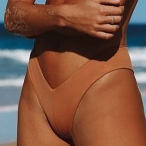 dippin daisy v cut caramel cheeky bottoms